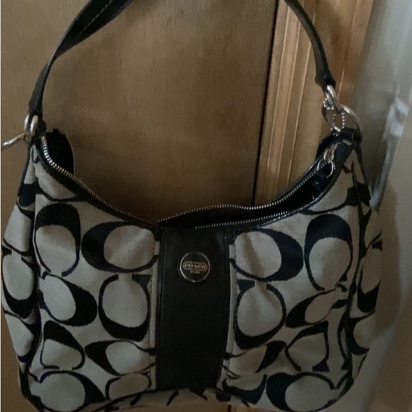 Coach Handbags - Coach handbag